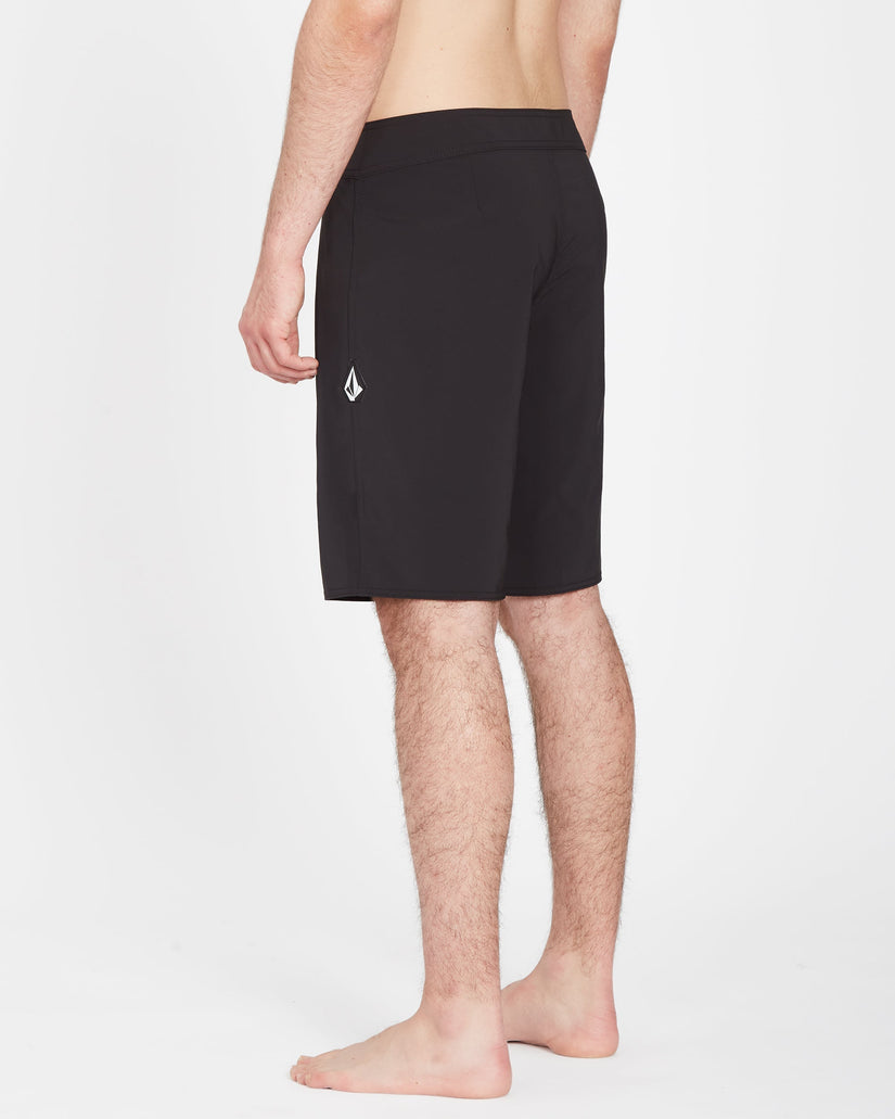 Lido Solid Mod 20" Boardshort - Black